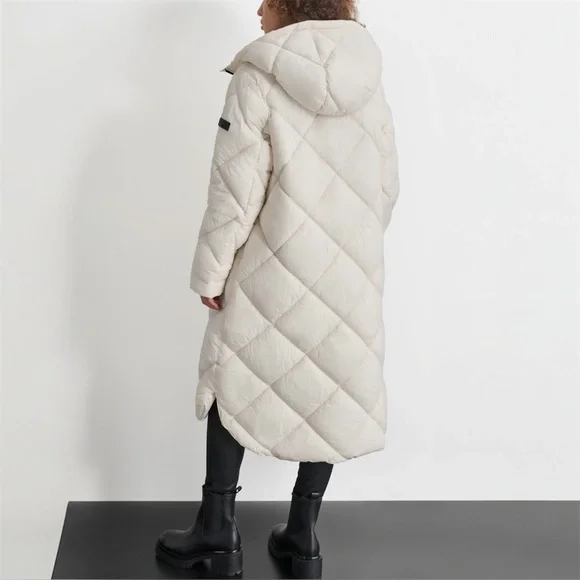 NWT $300 DKNY Women’s Silky Long Quilted Parka Water Resistant Zip Pockets Large - Picture 2 of 8